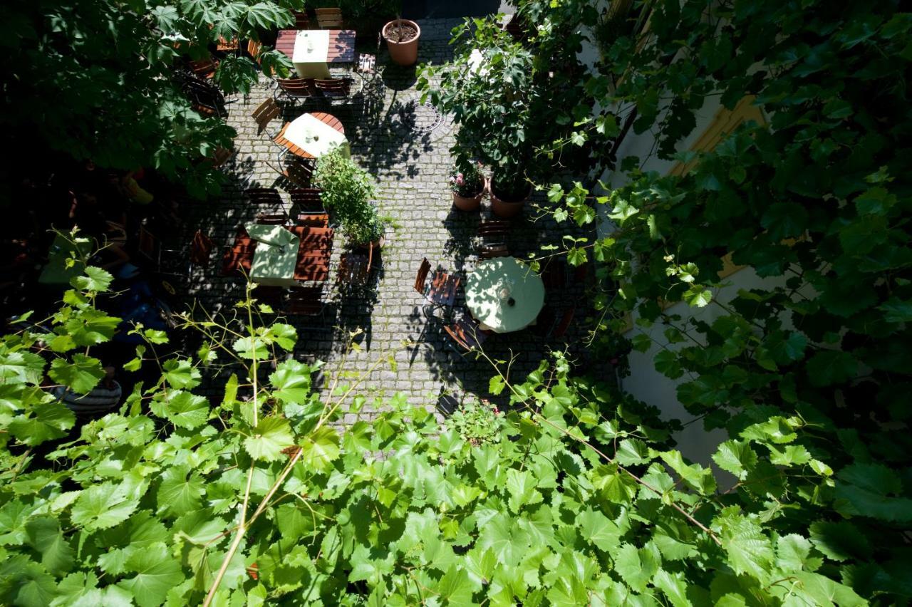 Gasthaus Zur Sonne Nordheim am Main Buitenkant foto